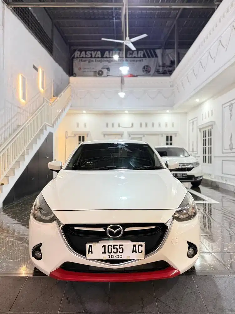 Mazda 2 GT Skyactive 2015 Istimewa Pajak panjang Tangan 1 jual cepatbu