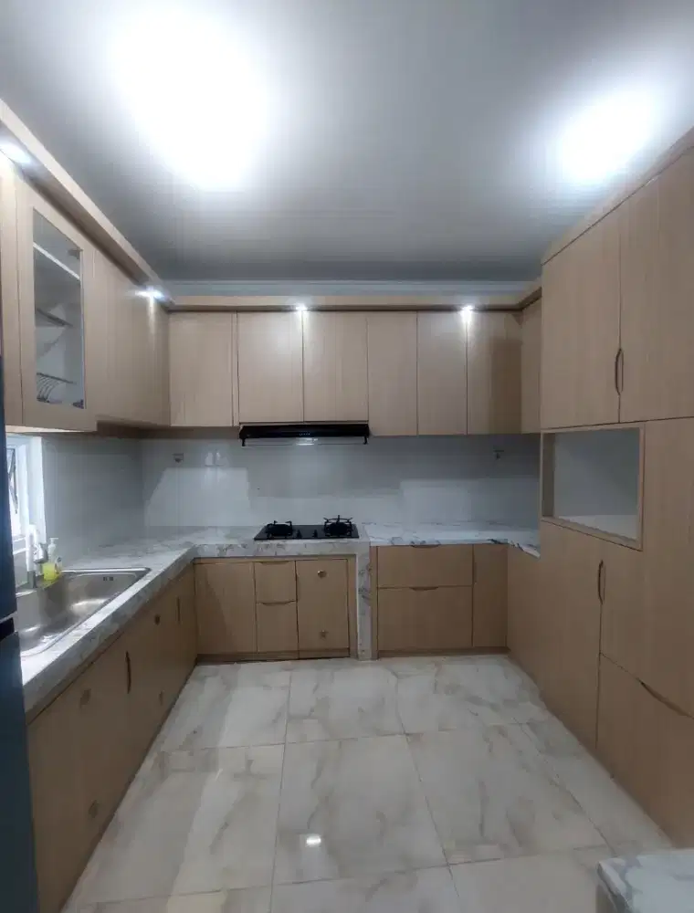 Kitchen set almari dapur