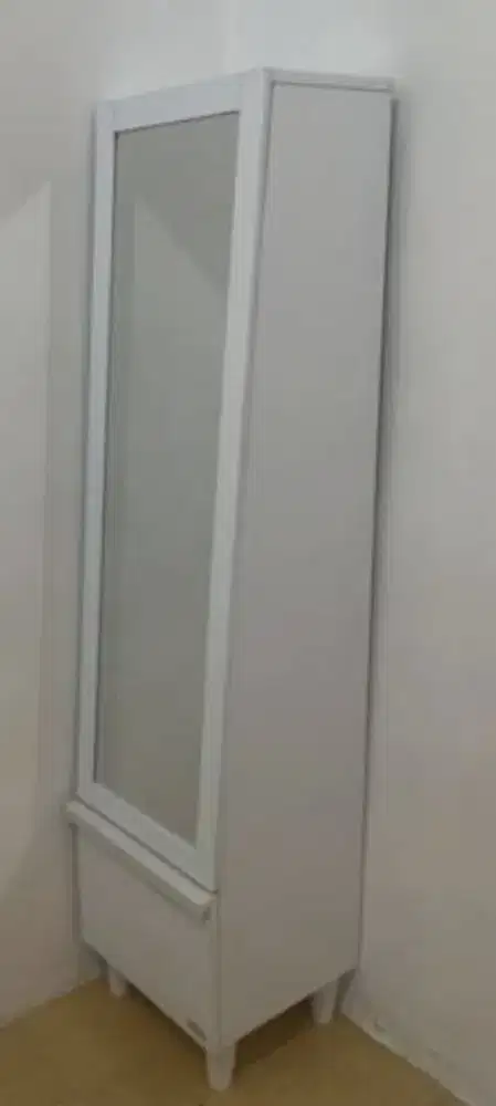 Jual lemari makeup informa, lemari kaca, lemari makan