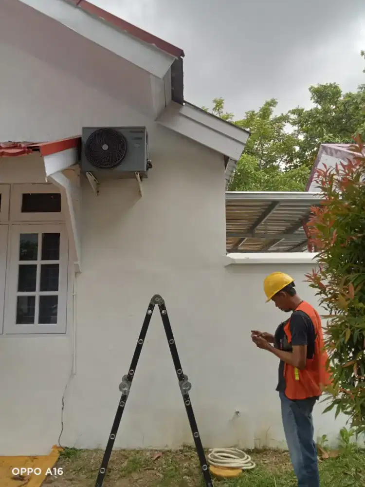 Cuci ac, isi freon, bongkar pasang ac, & juaL beli ac dll