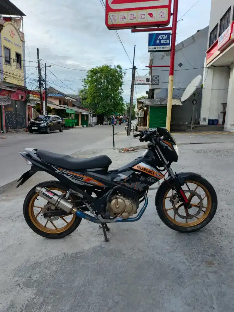 Suzuki Satria Fu 2015