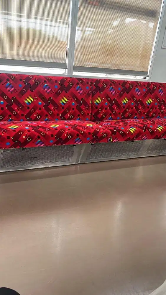 PENGASUH ANAK DAN ART