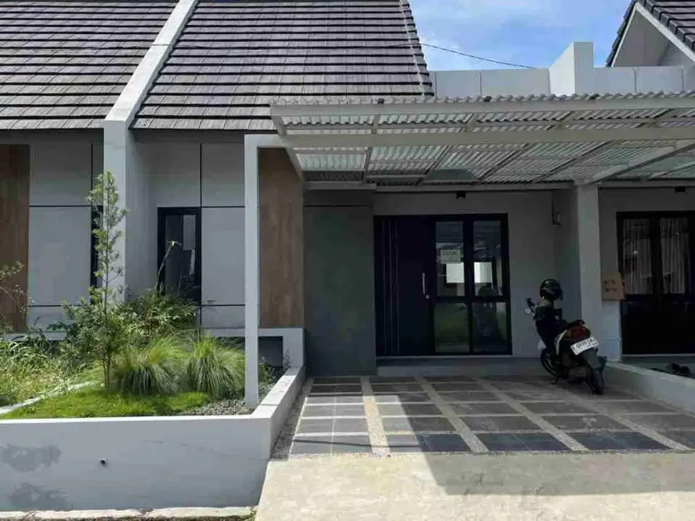 Murah di bawah harga deploper rumah minimalis lokasi strategis di Buana Ciwastra margacinta Bandung