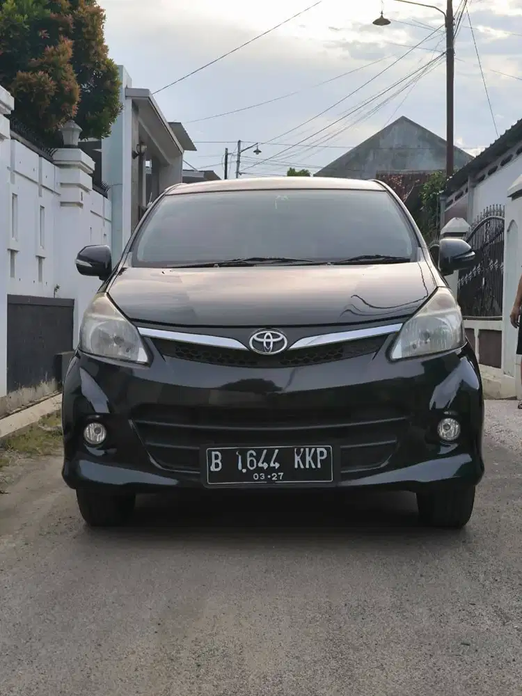 Avanza Veloz 1.5 Matic Istimewa