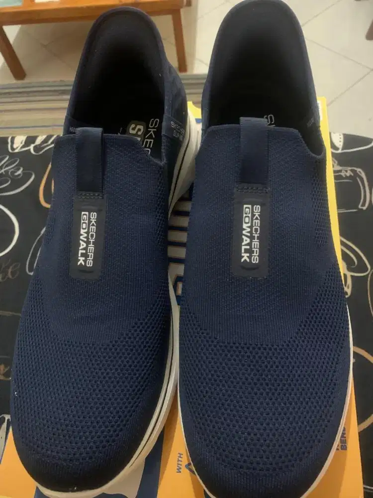 Skechers Go Walk 7 Men's Walking Shoes