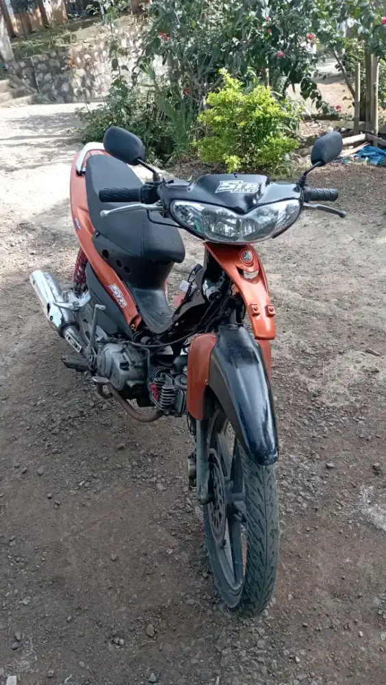 Jupiter 2005 harian/touring