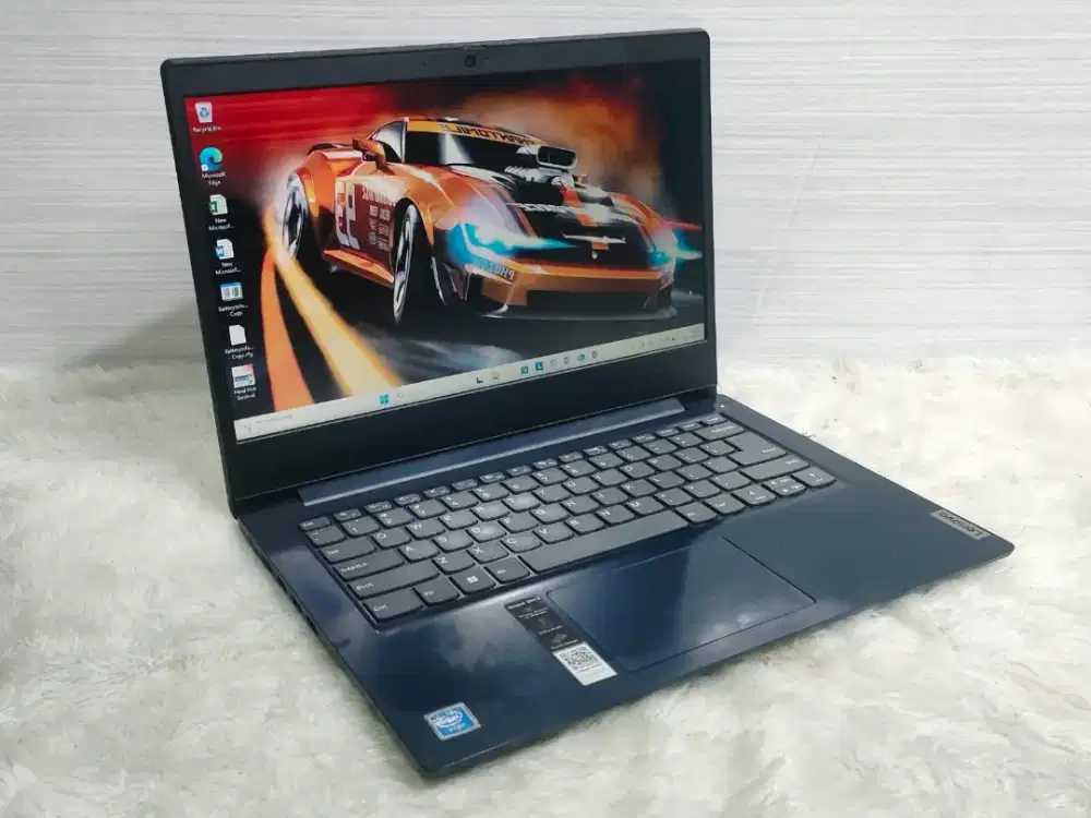 Laptop Lenovo  Slim 3 jual cepat siap pake