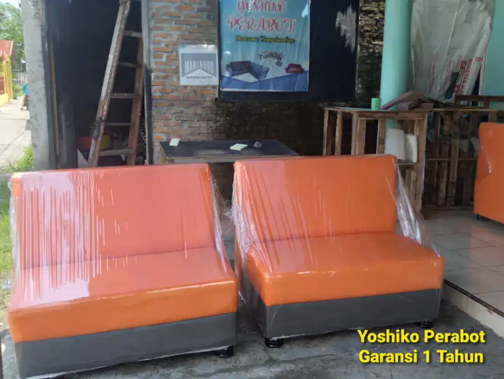 Yoshiko perabot - sofa cafe rental PS ruang tunggu orange