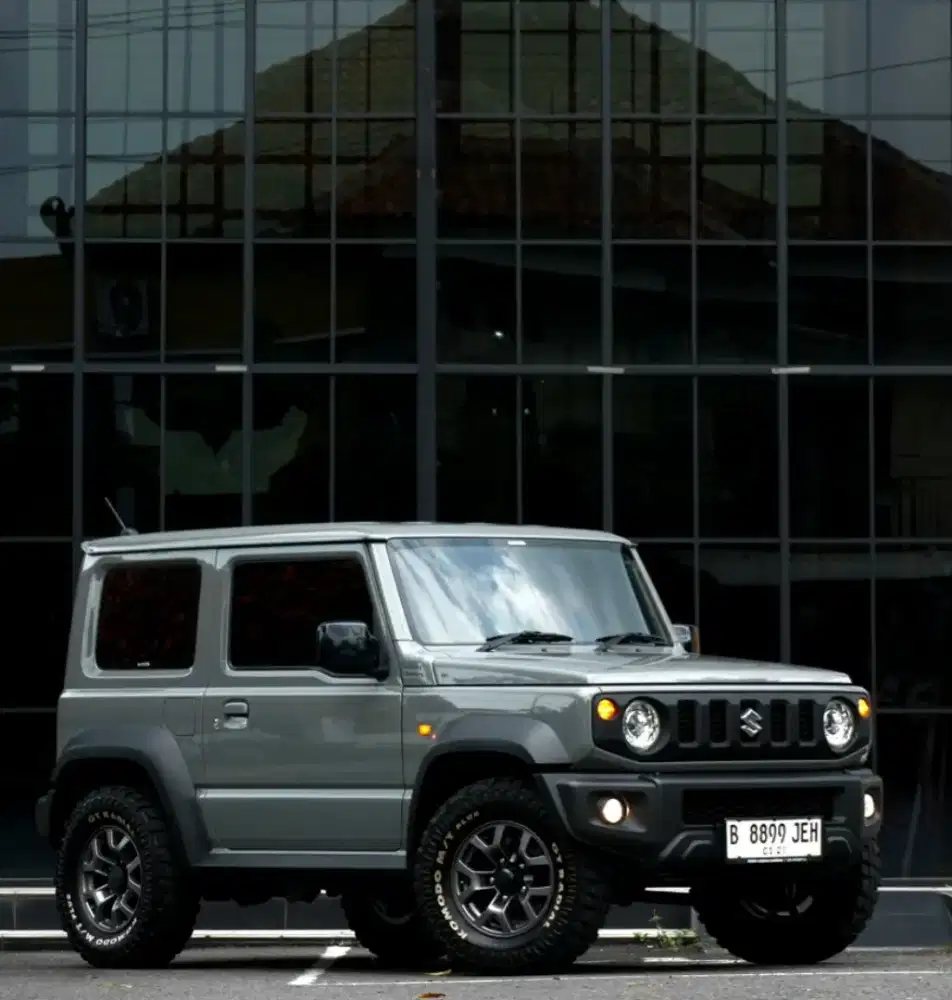 Suzuki Jimny 2023 4x4 AT