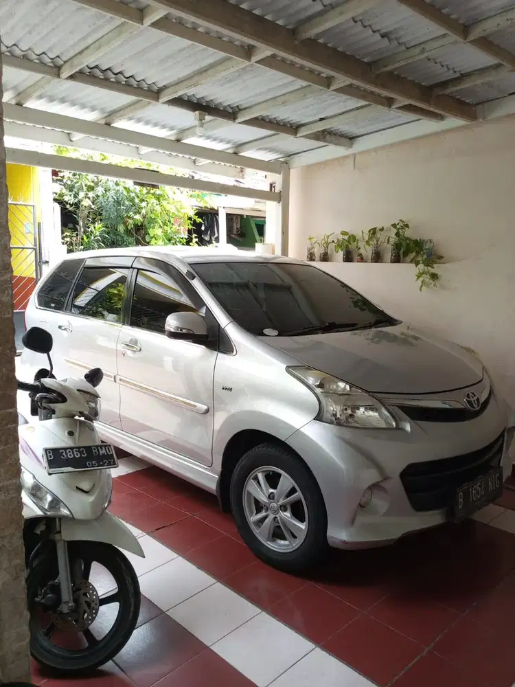 Toyota Avanza Veloz 2014 Automatic Silver