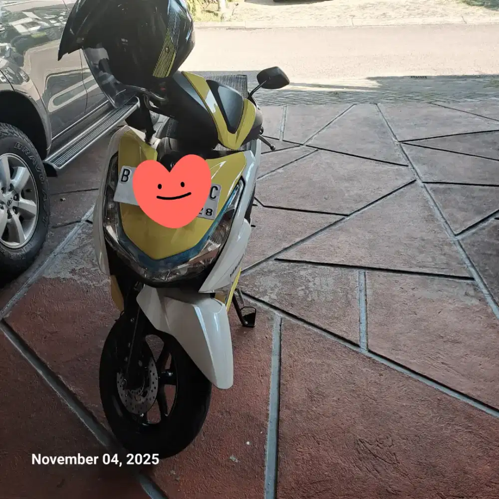 JUAL MOTOR YAMAHA FREEGO MULUS