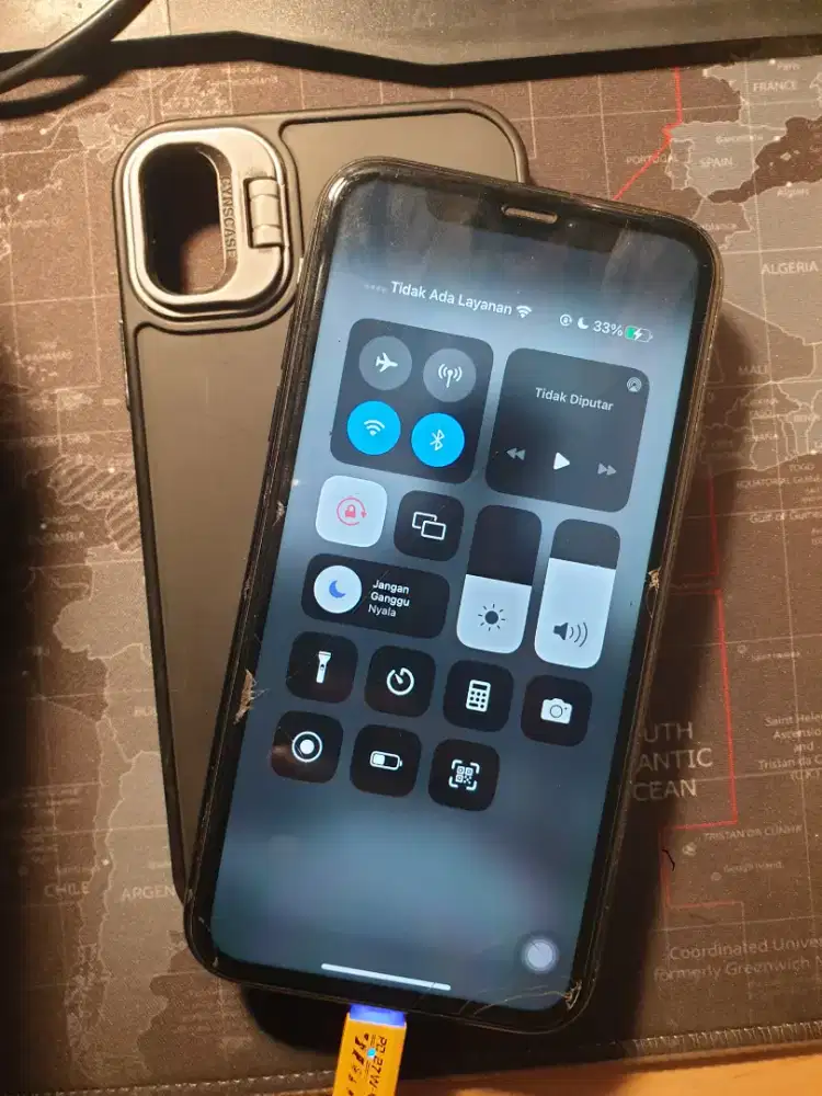 iphone xr 64 gb black intern