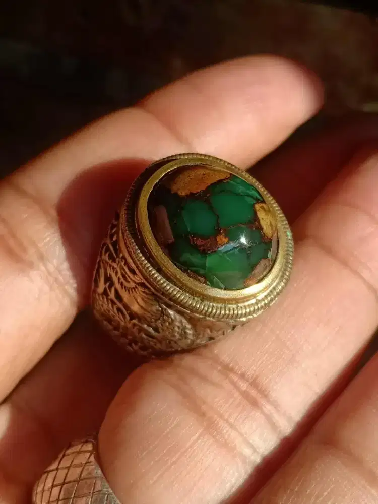 Batu Pirus Persia Hijau Tua Deep Green
