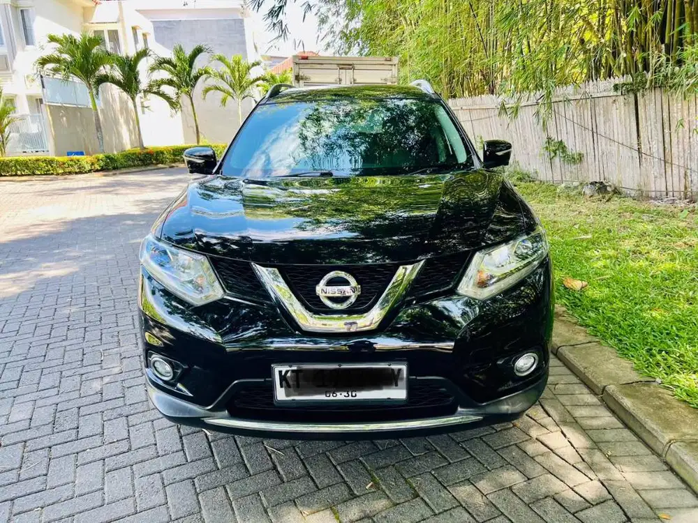 Nissan X-trail (2015)