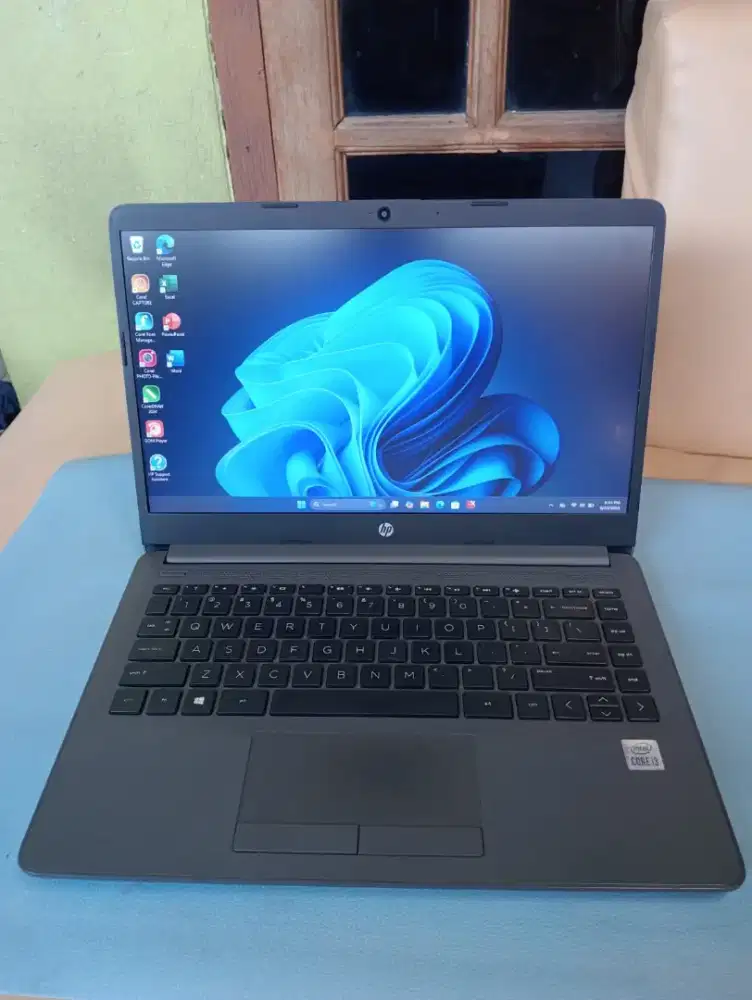 Laptop HP 240 G8 Corei3 Gen10th mulus Ram8GB/256SSD