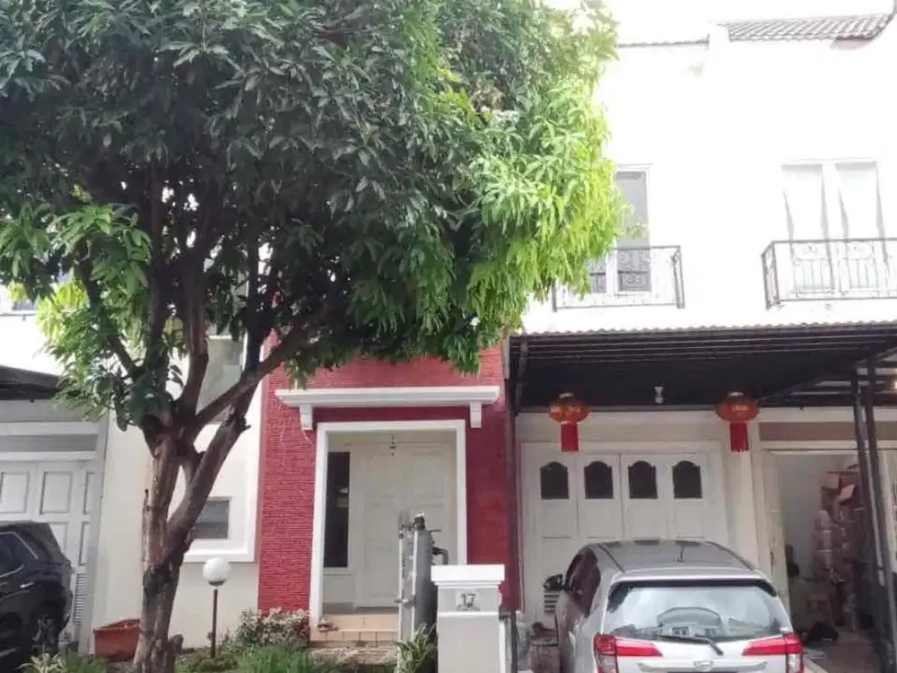 Rumah disewakan semi furnish 4 kamar tidur siap dihuni di gading serpong