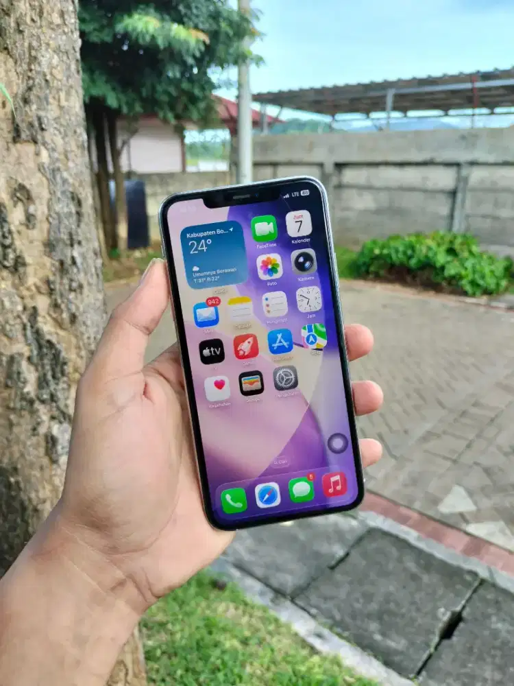 iphone 11pro max 64gb inter (tt masuk)