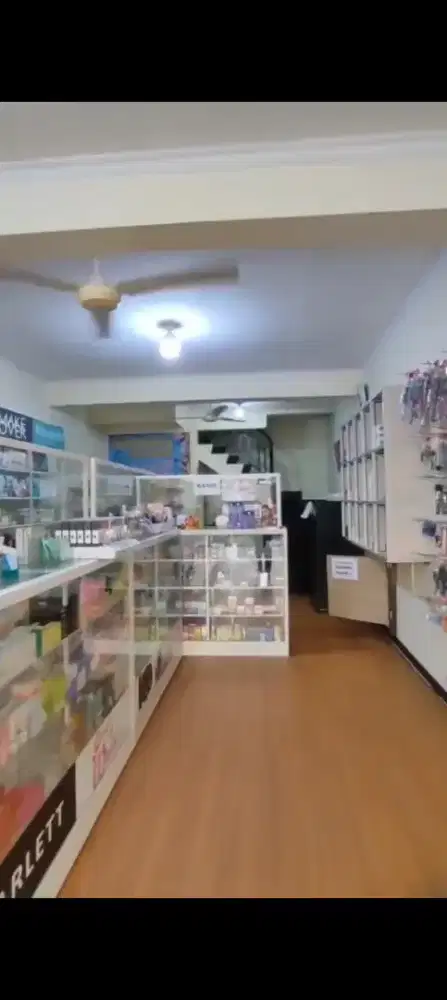 JUAL ETALASE kondisi Baru