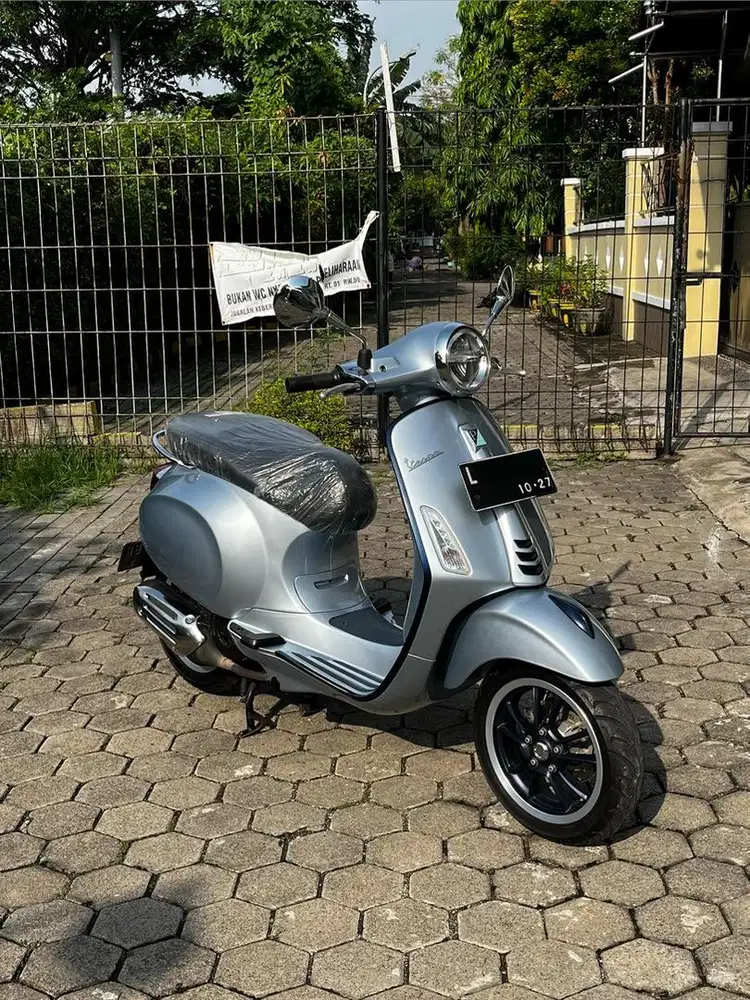Vespa Primavera S 2022