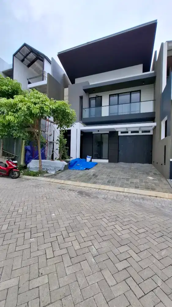 Murah Rmh Baru 2LT Citraland Sby Barat Siap Huni