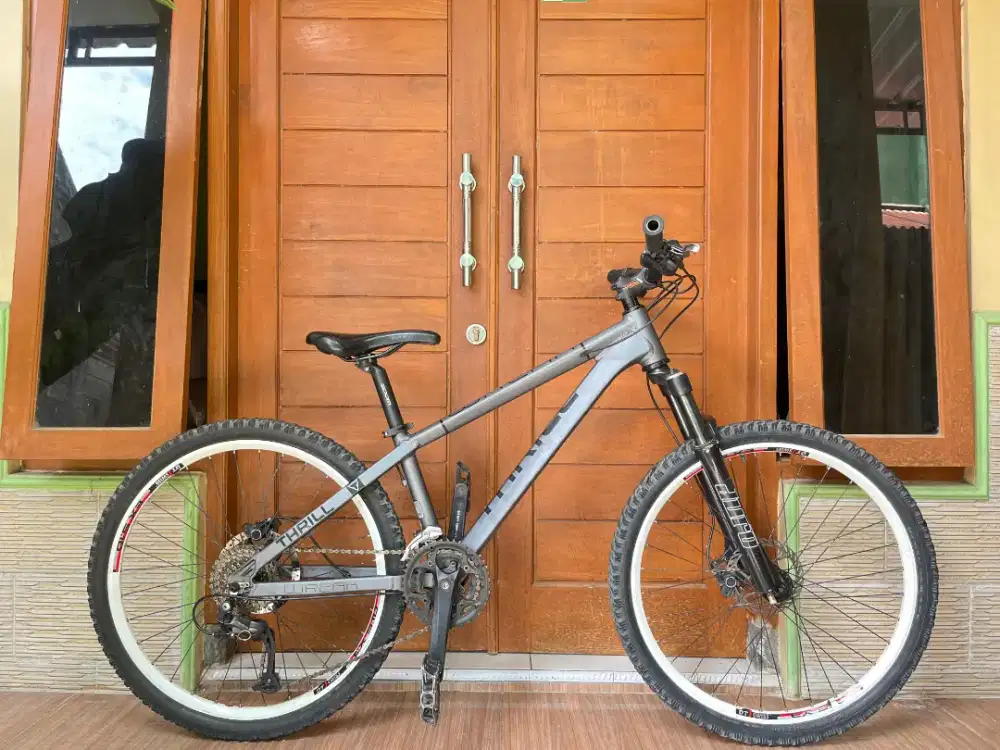 Thrill wreak mulus spek bagus