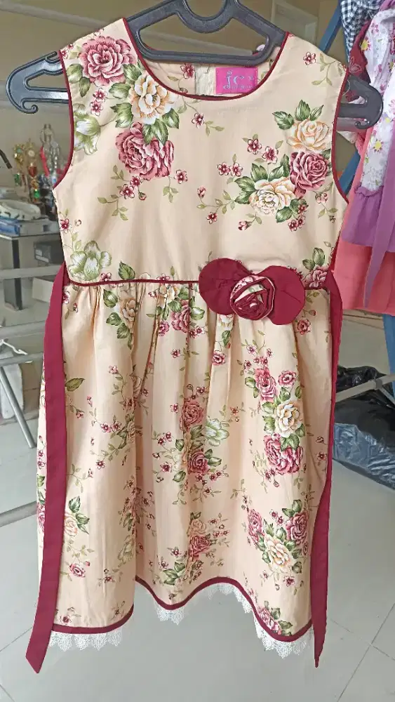 Dress bunga untuk usia 9-10 thn