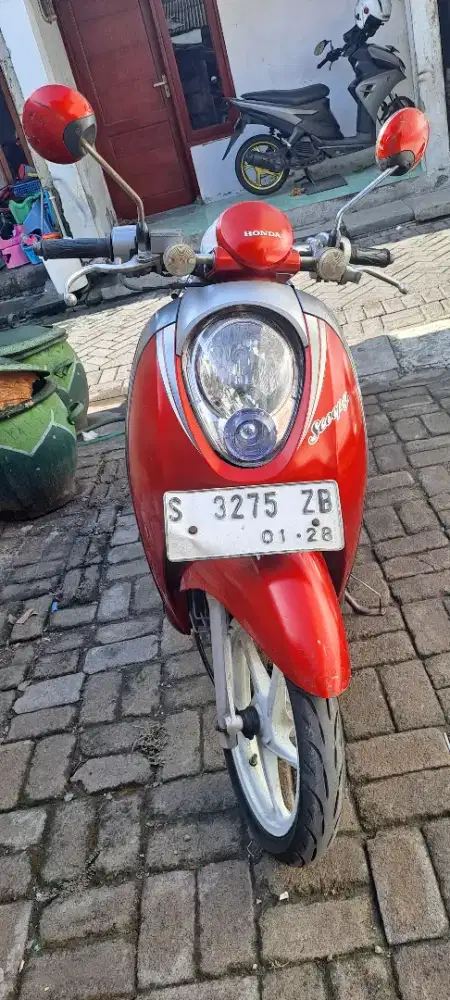 Scoopy th 2013 surat lengkap S jombang 8,750 jt