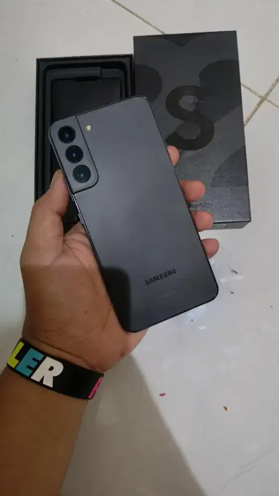 Samsung s22 plus 8/128 fulset nominus