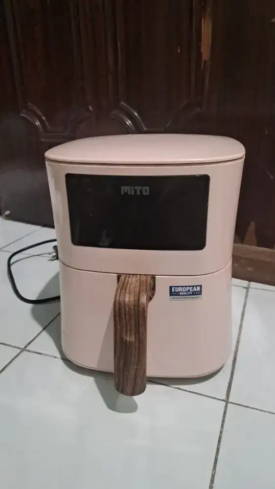 Air Fryer merek MITO