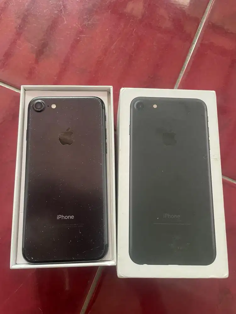 IPHONE 7 32gb inter