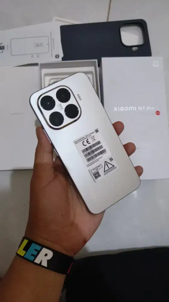 Xiomi 15t pro 12/1tb fulset like new