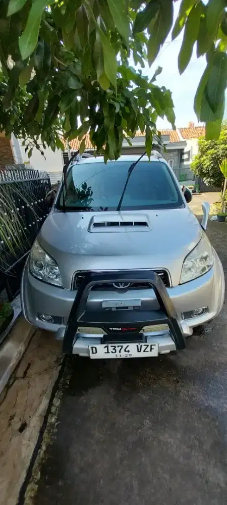 Jual Rush 2010 kondisi bagus