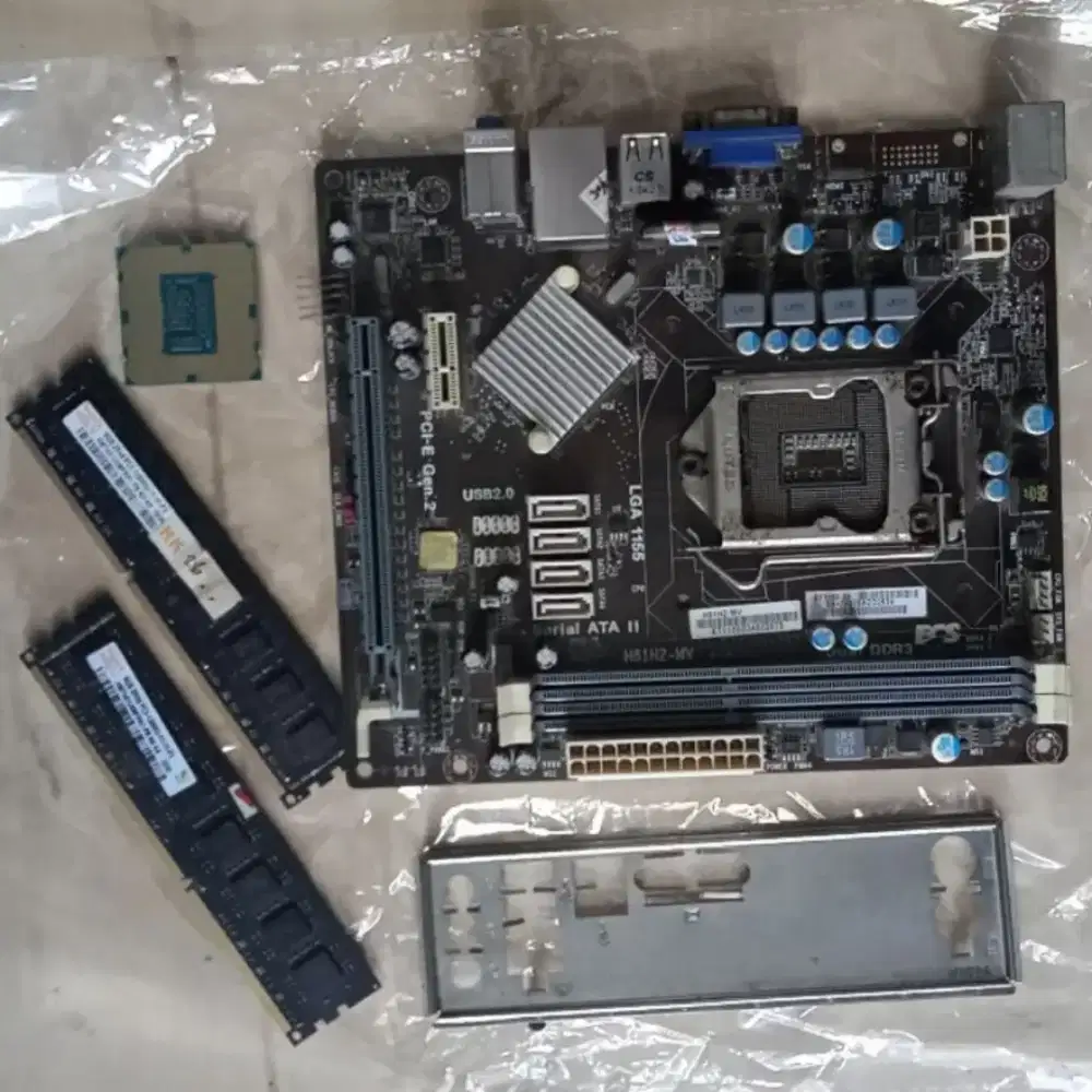 Intel Core i7 RAM 16GB MOBO