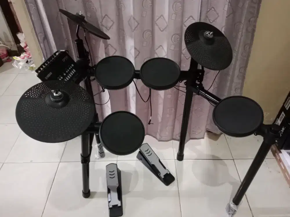 Yamaha Dtx 402 k istimewa kayak baru