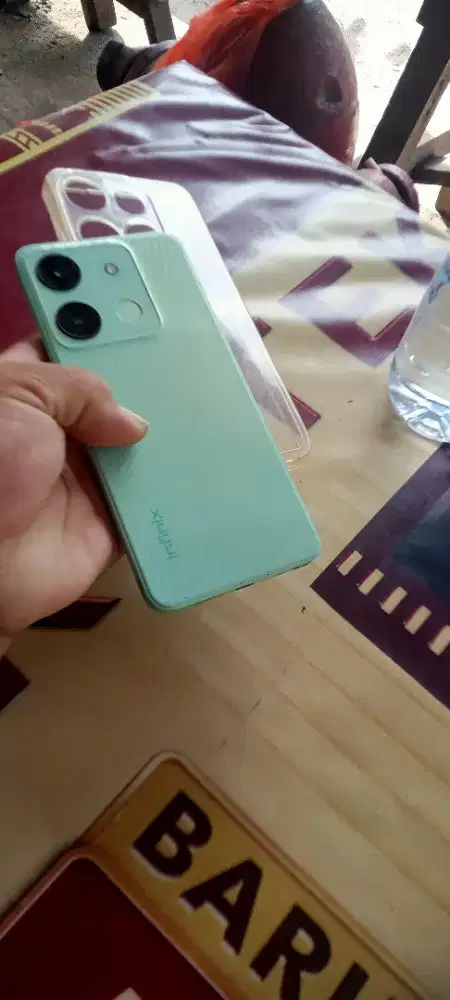 Infinik semat 7 ram4/64 mulus no  minus