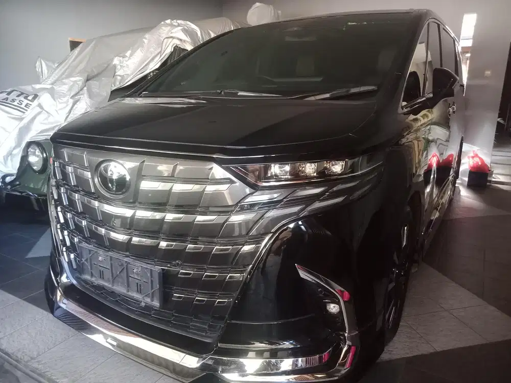 Toyota Alphard 2023 Hybrid