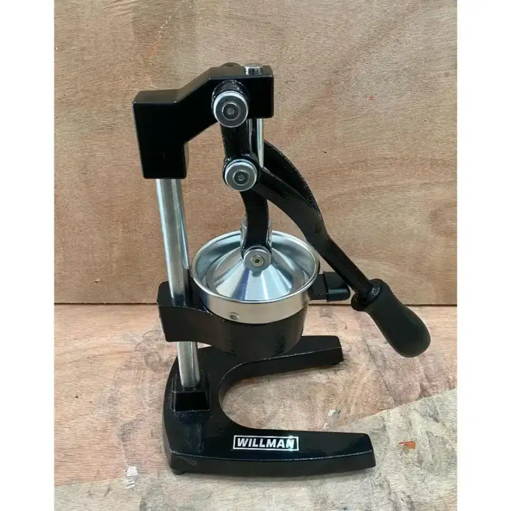 Perasan jeruk merk Willman