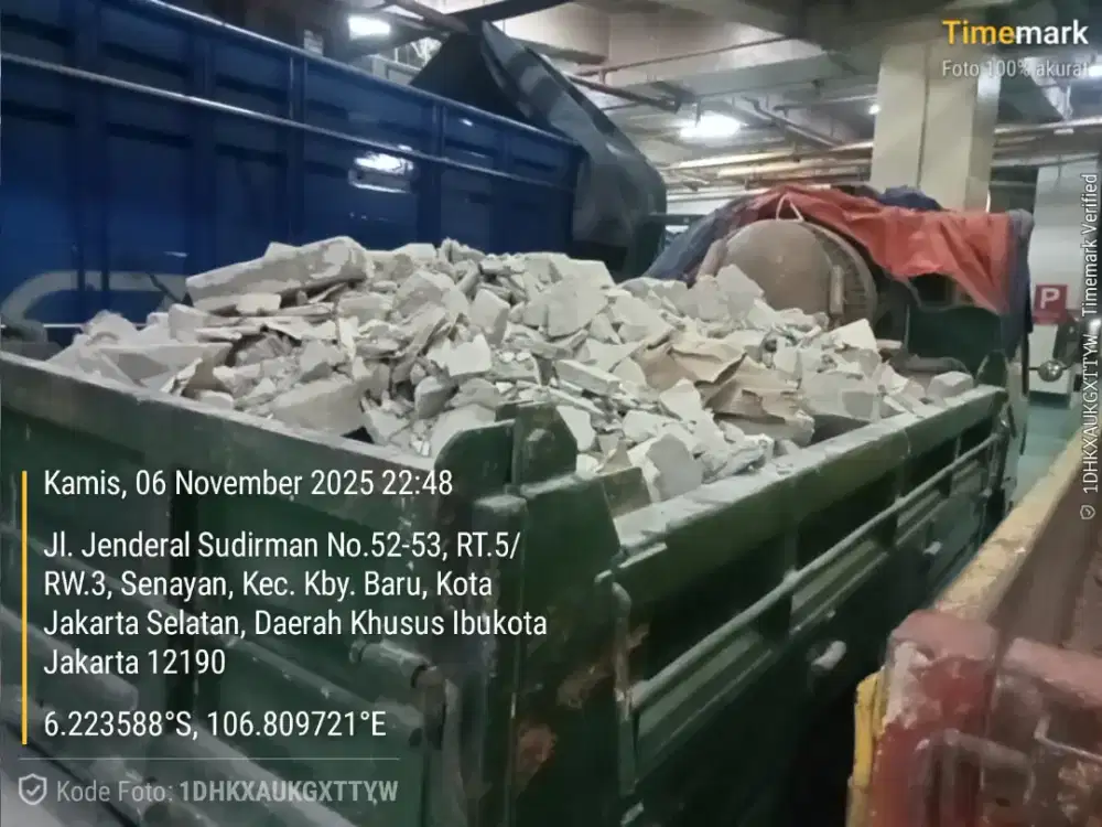 Jasa buang puing gypsum