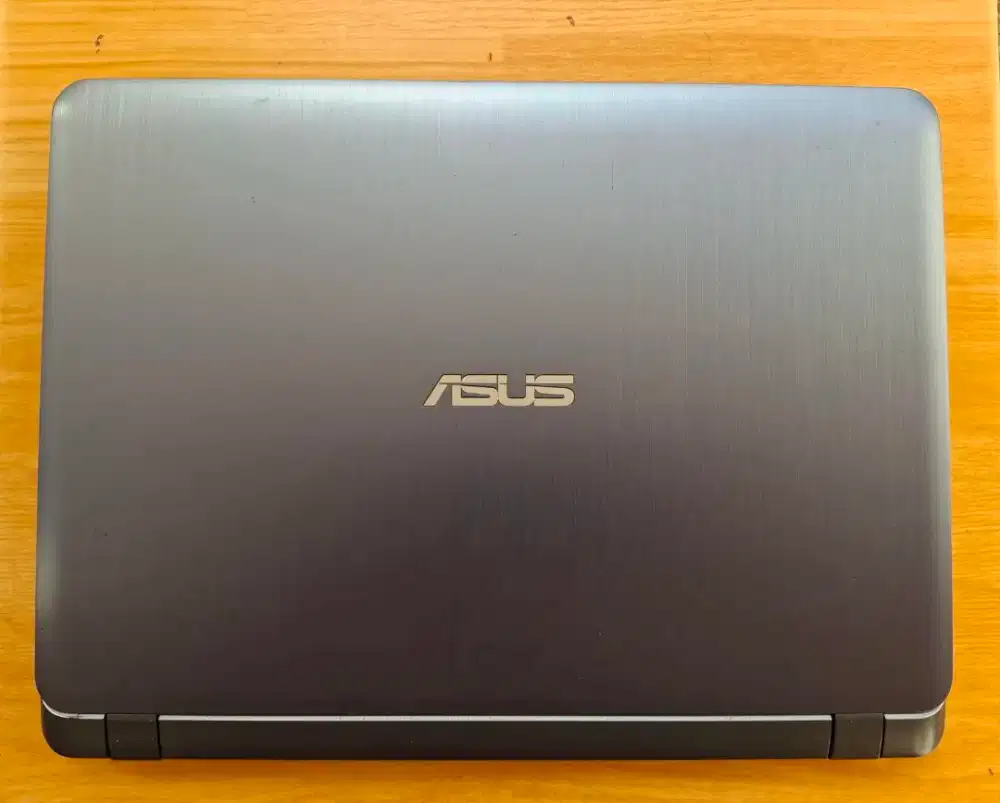 ASUS Intel Cor i3 Gen7