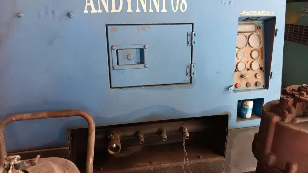 Mesin Airman Compressor PDS 655