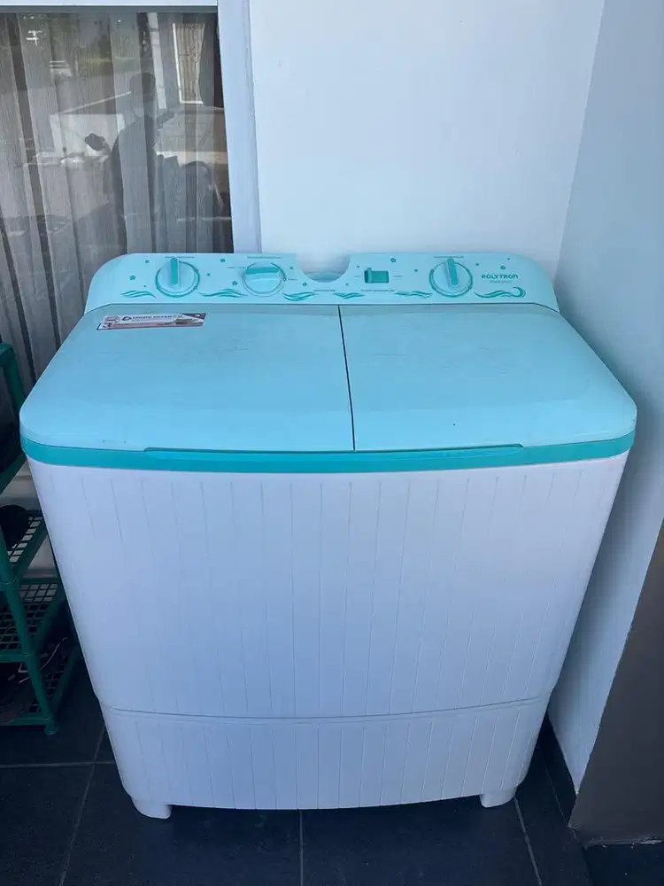 Dijual cepat mesin cuci 2tabung polytron 9kg