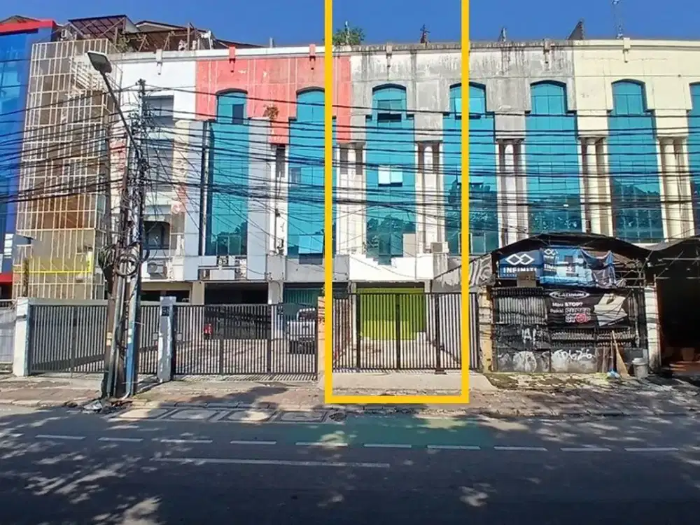 Disewakan Ruko 3 lantai di Jl. Minangkabau, Setiabudi, Jakarta Selatan