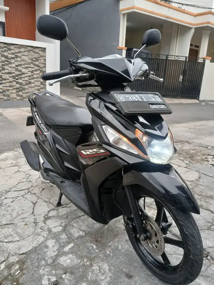 Yamaha mio m3 125 2016 hitam