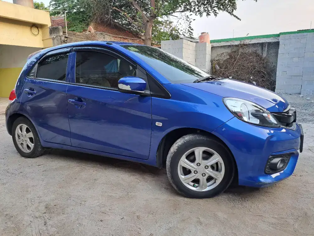 Honda Brio Matic  low odo, warna rare