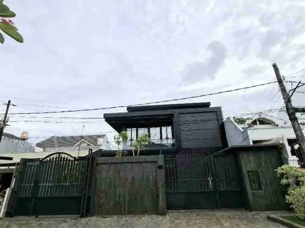 Rumah Baru MODERN SWIMMING POOL BILLYMOON