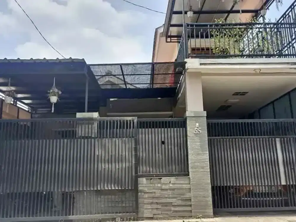 DIJUAL RUMAH MINIMALIS SIAP HUNI LOKASI STRATEGIS DI CISARANTEN ARCAMANIK BANDUNG