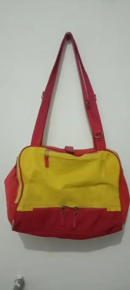 Tas perlengkapan bayi