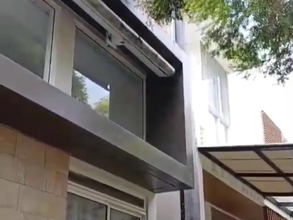 Dijual Rumah Di Kota Baru Parahyangan  Bandung Rapi & Terawat Lokasi Strategis Full Furnish