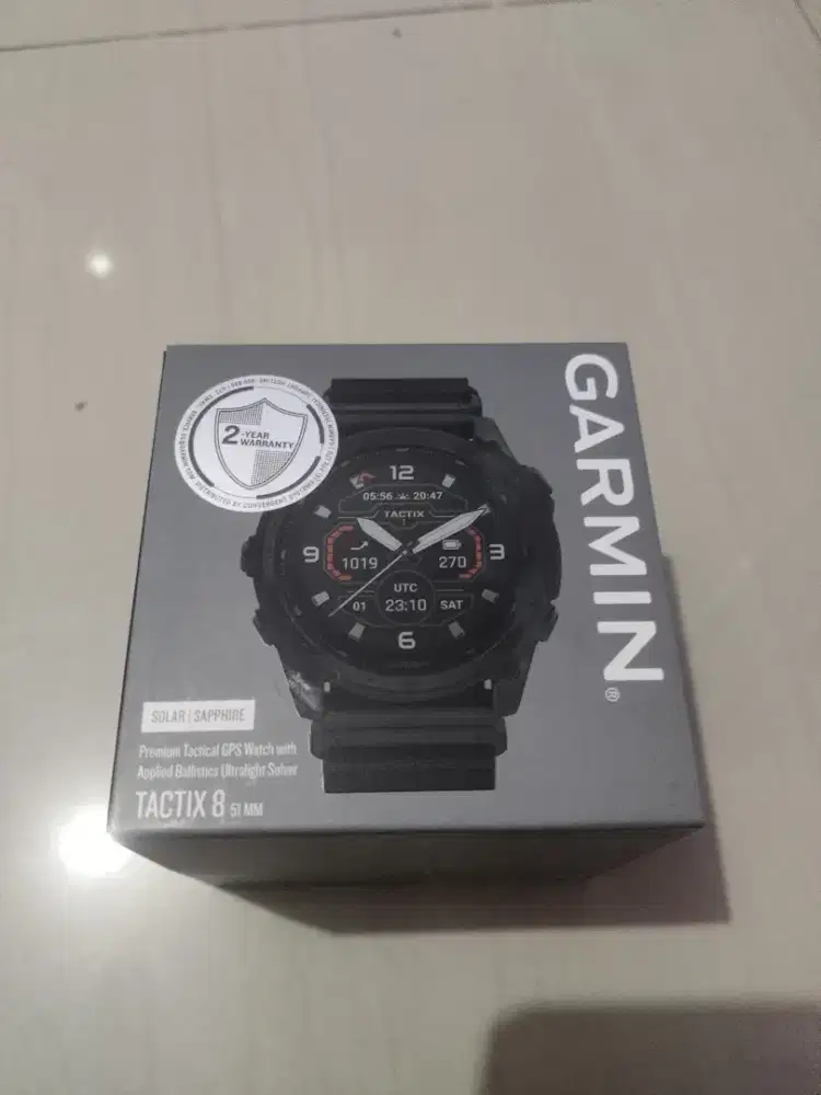 Garmin Tactix 8 sapphire solar