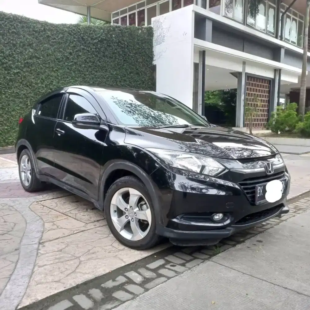 Dijual Honda HR-V S 2015 MT